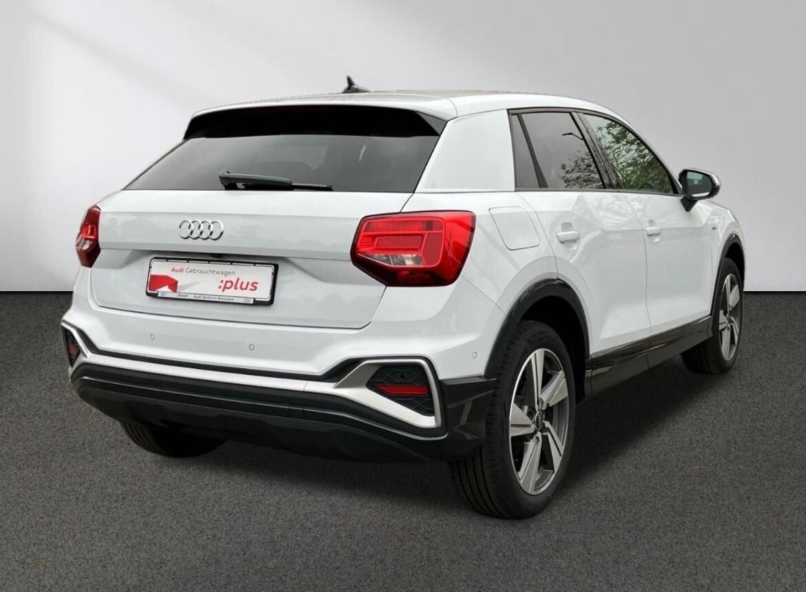 Audi Q2 S line 30 TDI