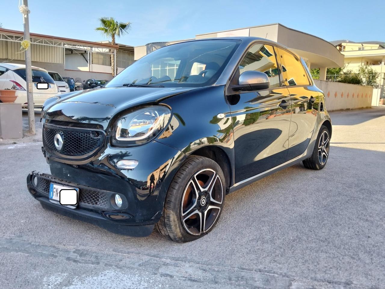 Smart ForFour 900 Turbo twinamic 2018 SINISTRATA