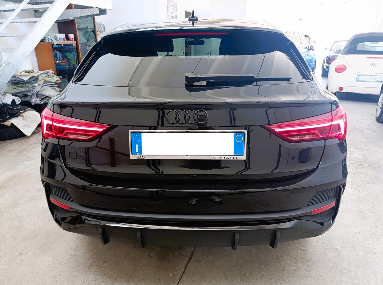 Audi Q3 35 1.5 TFSI S tronic Identity Black soli 36000 km