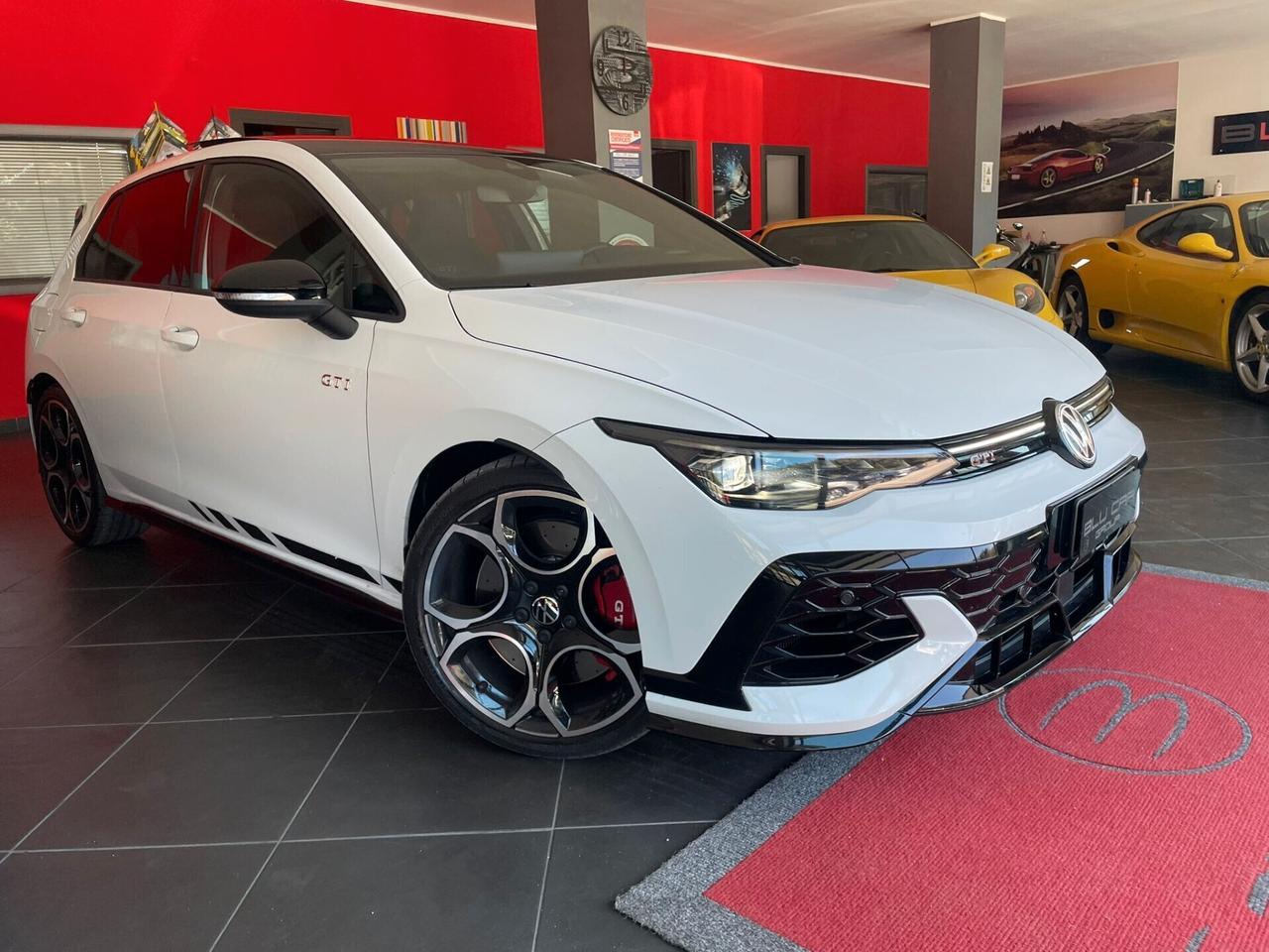 VOLKSWAGEN GOLF 2.0GTI 300cv CLUB SPORT *TETTO*