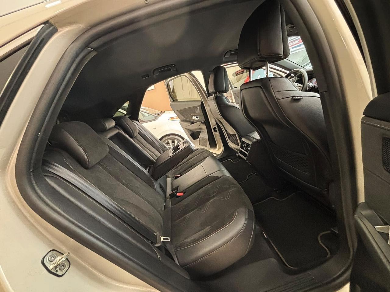 Ds DS 7 Crossback BlueHDi 130cv Performance Line