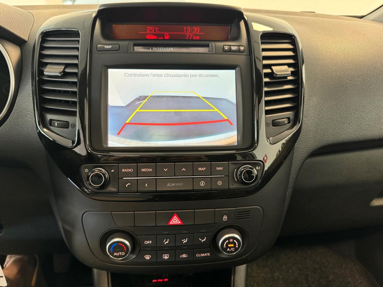 Kia Venga 1.4 CVVT Cool TETTO NAVI PELLE 79.000 KM