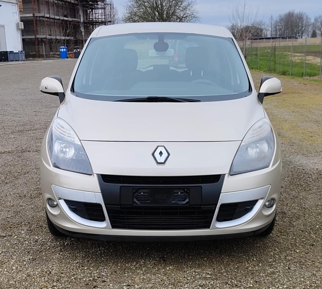 Renault Scenic Scénic X-Mod 1.5 dCi 110CV Luxe
