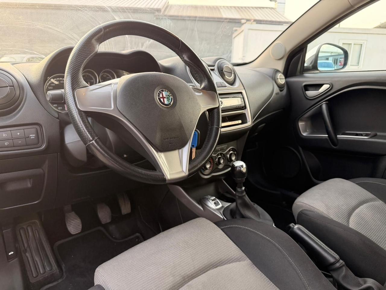 Alfa Romeo MiTo 1.4 78 CV Distinctive Sport *KM REALIA*