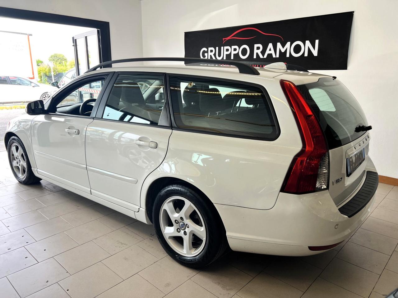 Volvo V50 D2 POLAR