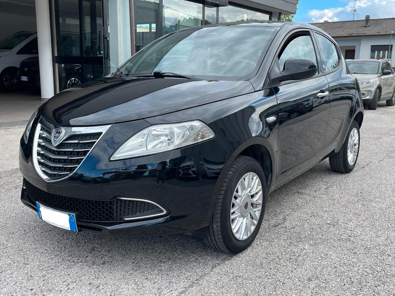 Lancia Ypsilon Ecochic Benz/Metano - Uniprop. - KM Reali