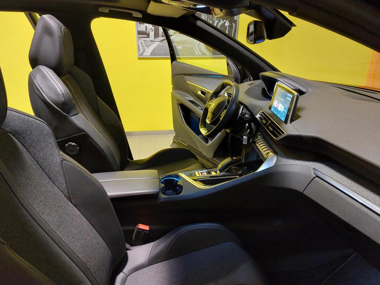 Peugeot 3008 3008 1.6 GT LINE 180CV EAT8 TETTO