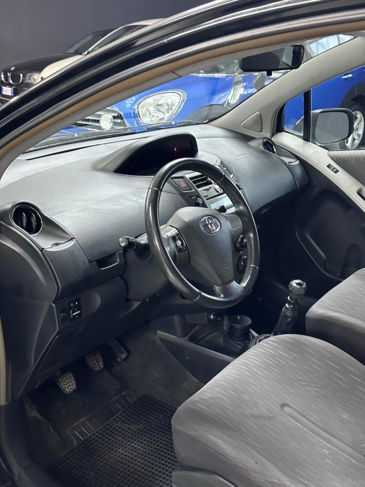 Toyota Yaris 1.4 D-4D DPF 3 porte