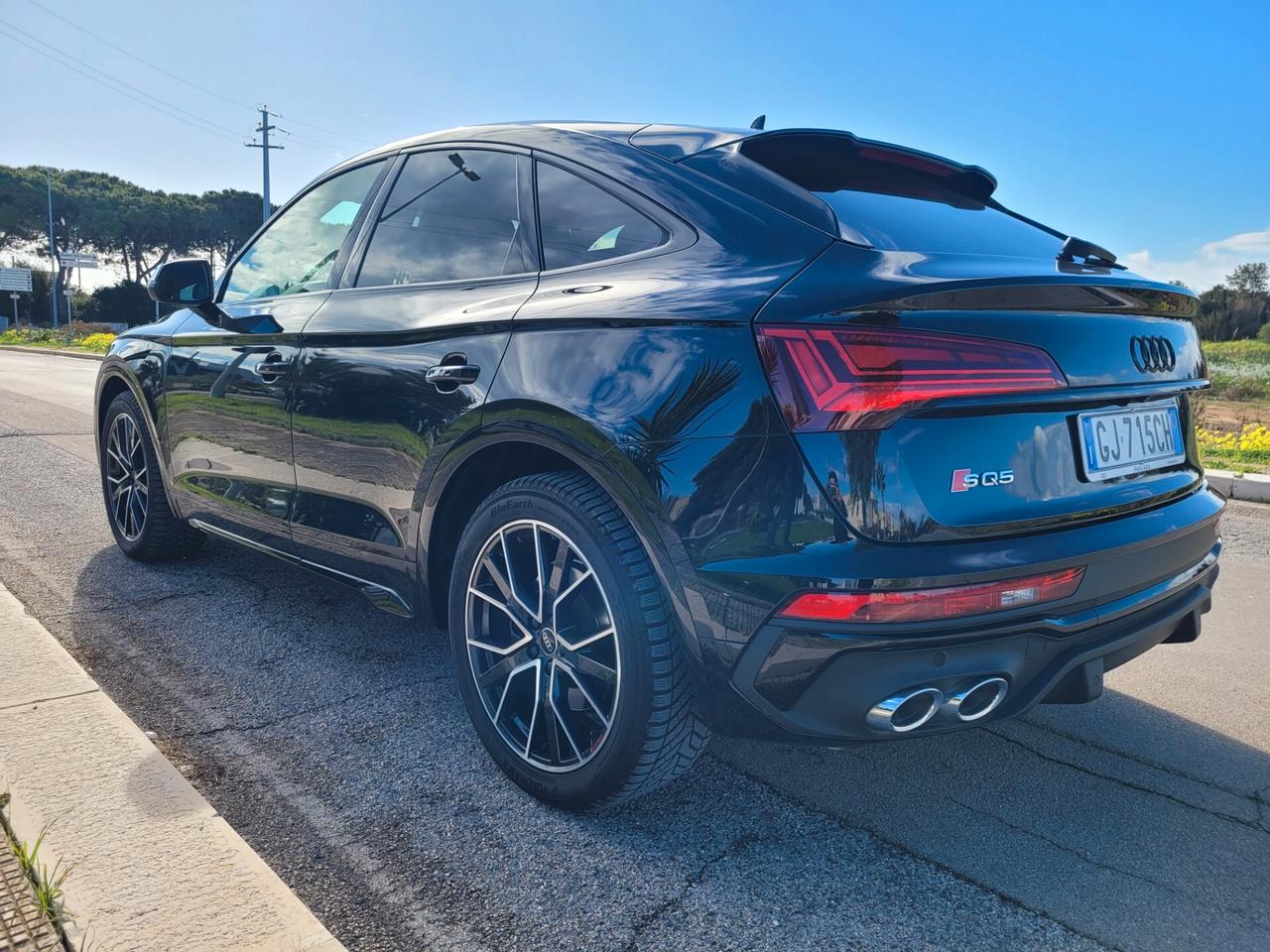 AUDI SQ5 S LINE