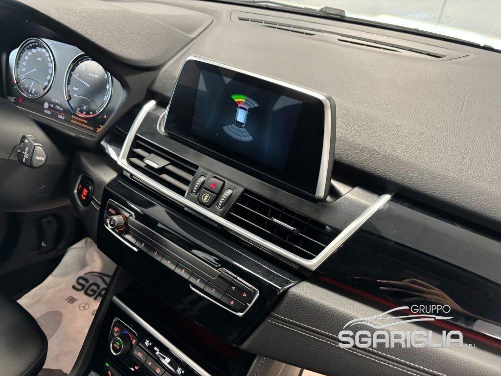 BMW 216 i Gran Tourer Advantage Full Optional