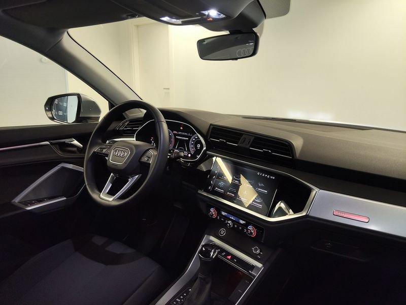 Audi Q3 Q3 35 2.0 tdi Business Advanced s-tronic