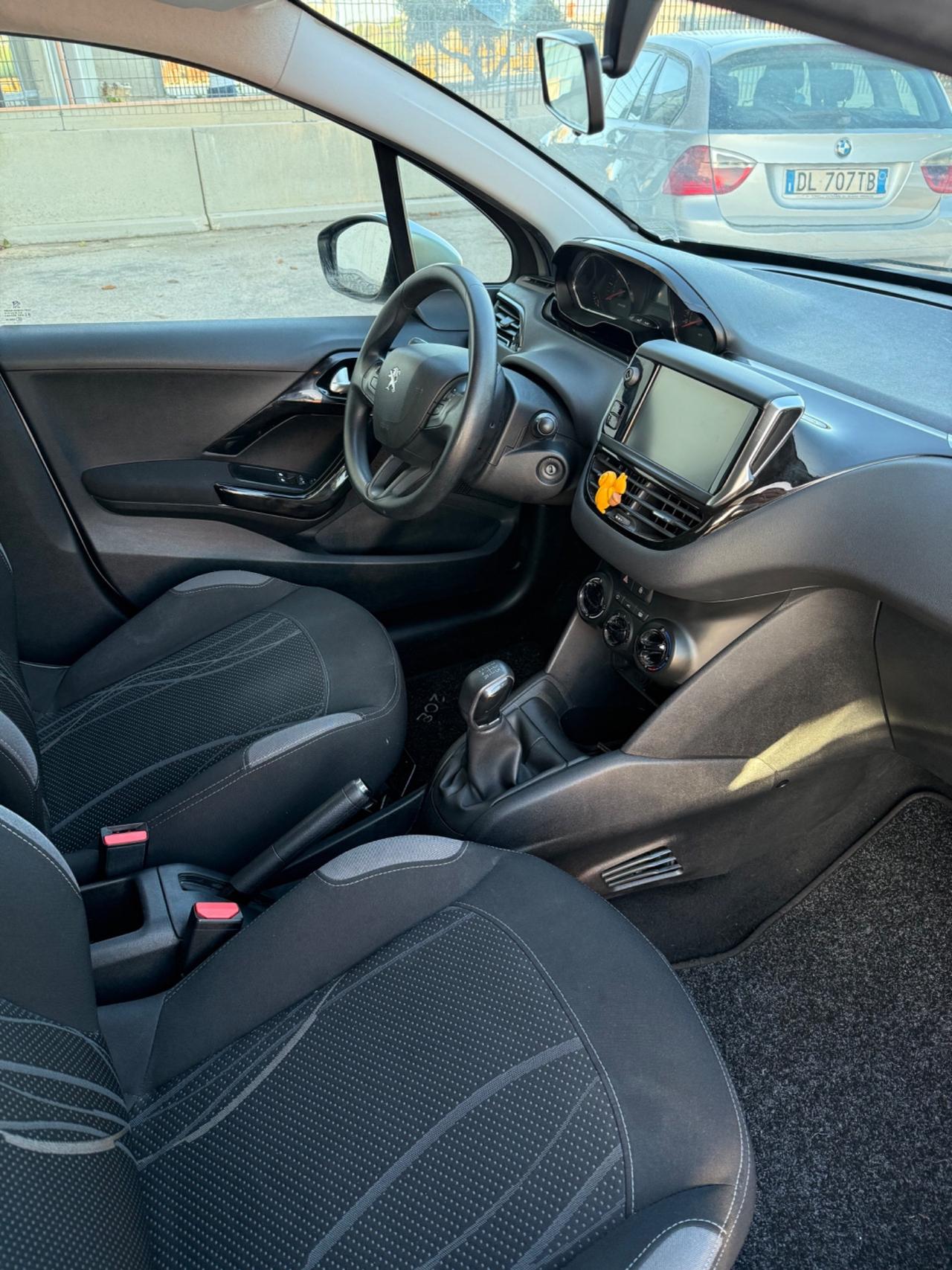 Peugeot 208 1.2 VTi 82 CV 5 porte Allure