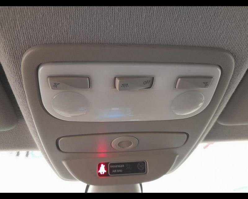 Renault Clio IV 2012 5p 1.2 Costume National 75cv