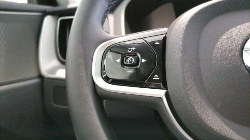 Volvo XC60 XC60 T6 Plug-in hybrid AWD automatico Plus Dark MY25