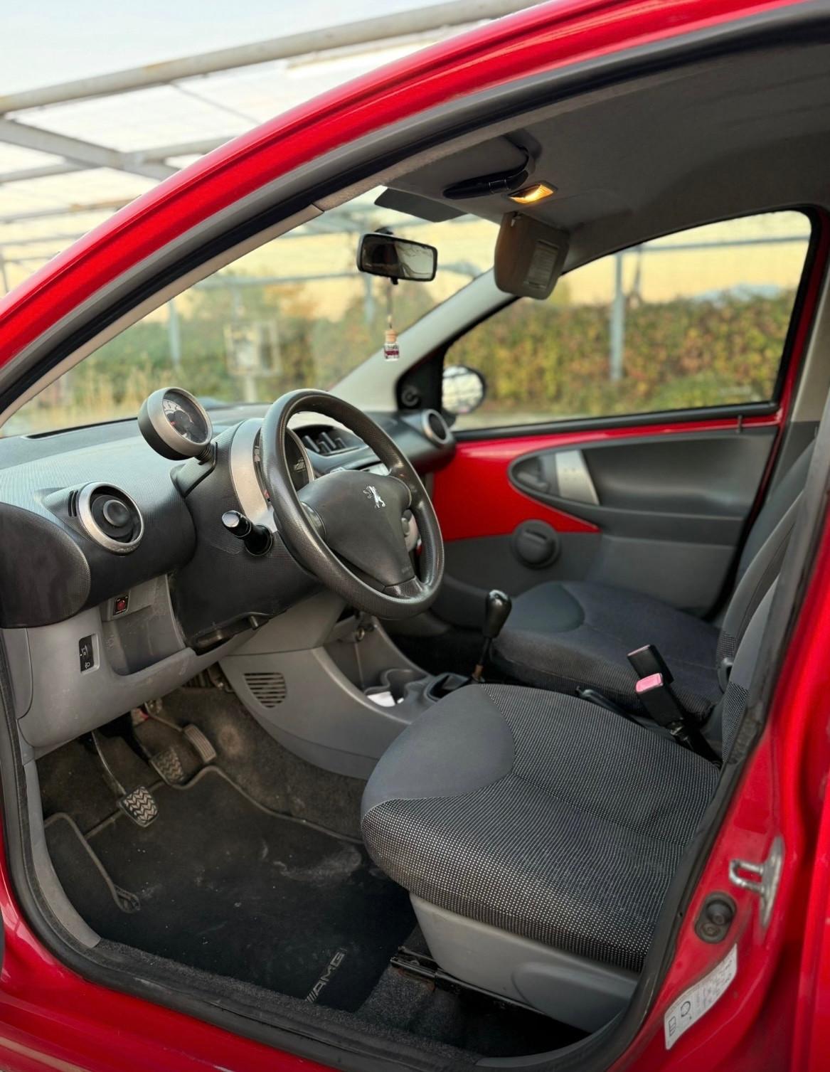 Peugeot 107 1.0 68CV 5p. Sweet Years