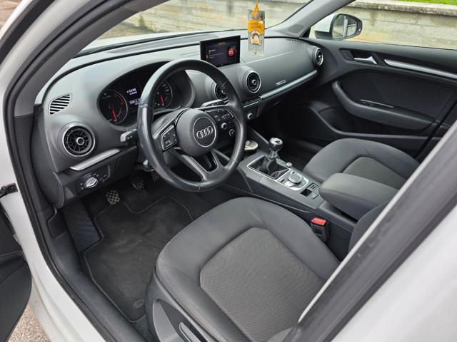 AUDI A3 SPB 1.6 TDI 116 CV Business