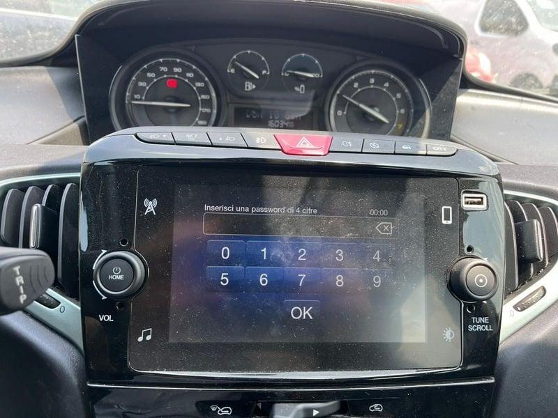 Lancia Ypsilon Ypsilon 1.0 FireFly 5 porte S&S Hybrid Platino
