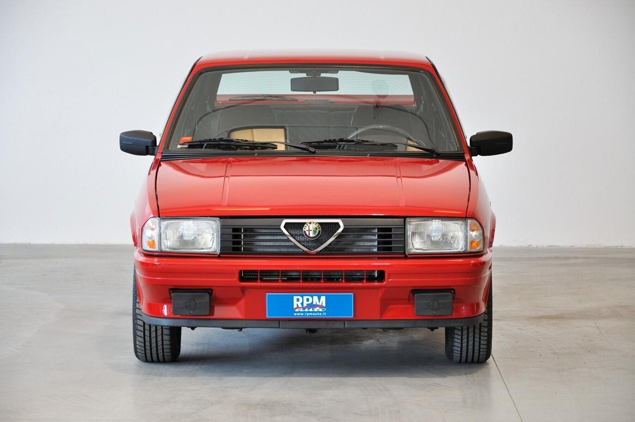 Alfa Romeo 33 1.7 Quadrifoglio Verde carburatori pari al nuovo!