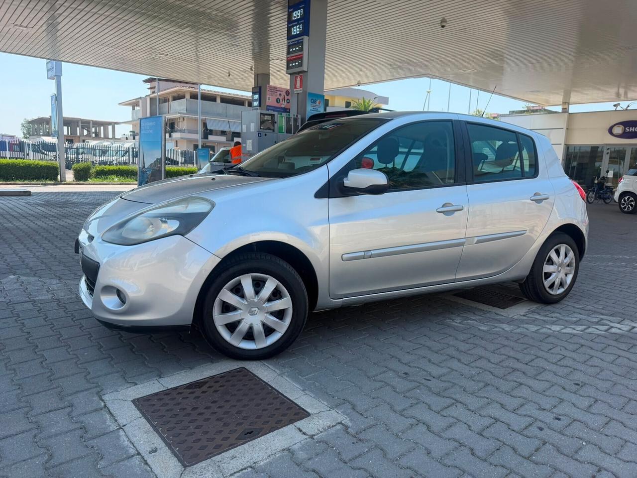 Renault Clio 1.2 16V 5 porte Dynamique