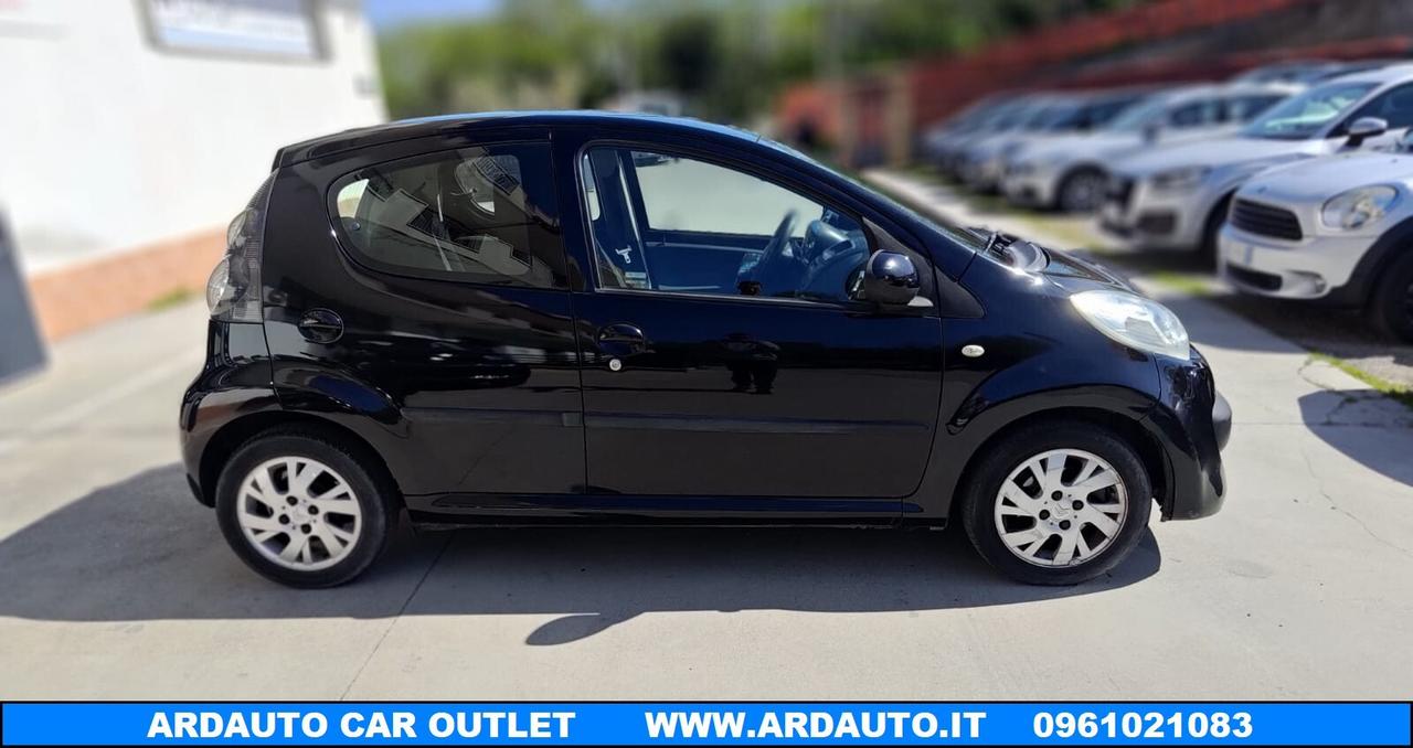Citroen C1 1.0 Cambio Automatico 5 PT Pinko