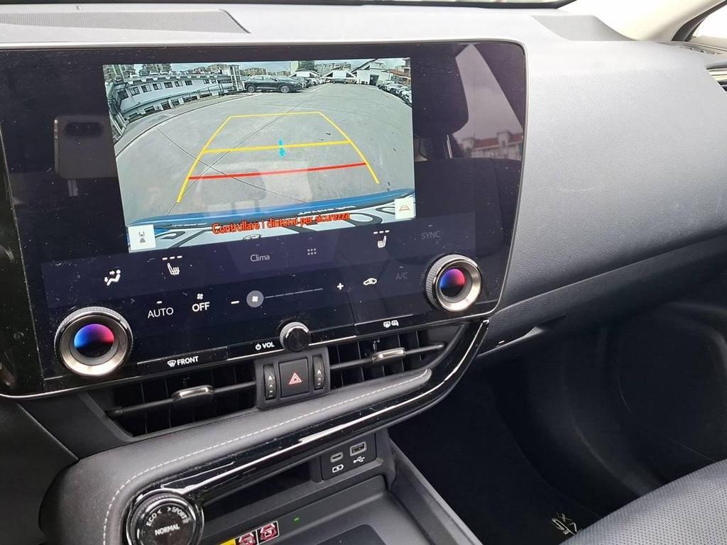 Lexus NX 2.5 Hybrid Premium 4WD e-CVT