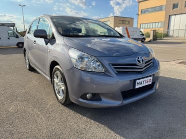 Toyota Verso 2.0 D Sol 146000 km GARANZIA 12 m