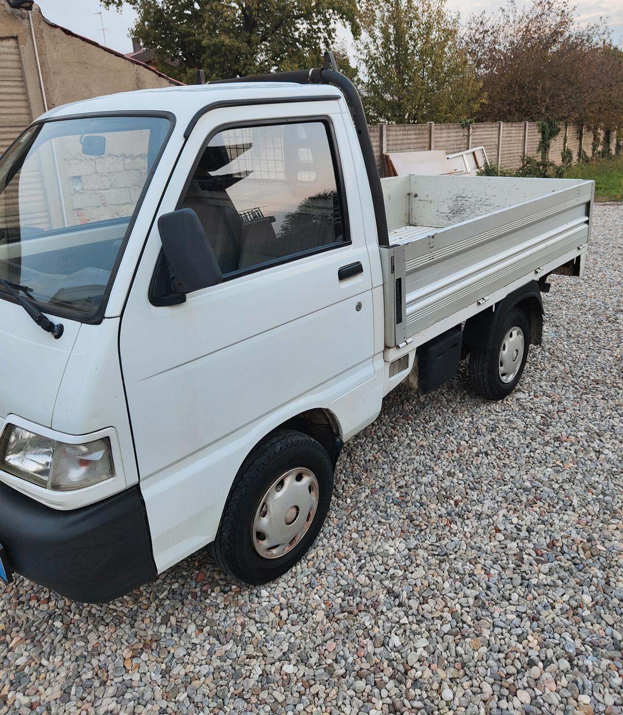 Piaggio porter anno 2006 con cassone fisso lungo cilindrata 1300 benzina