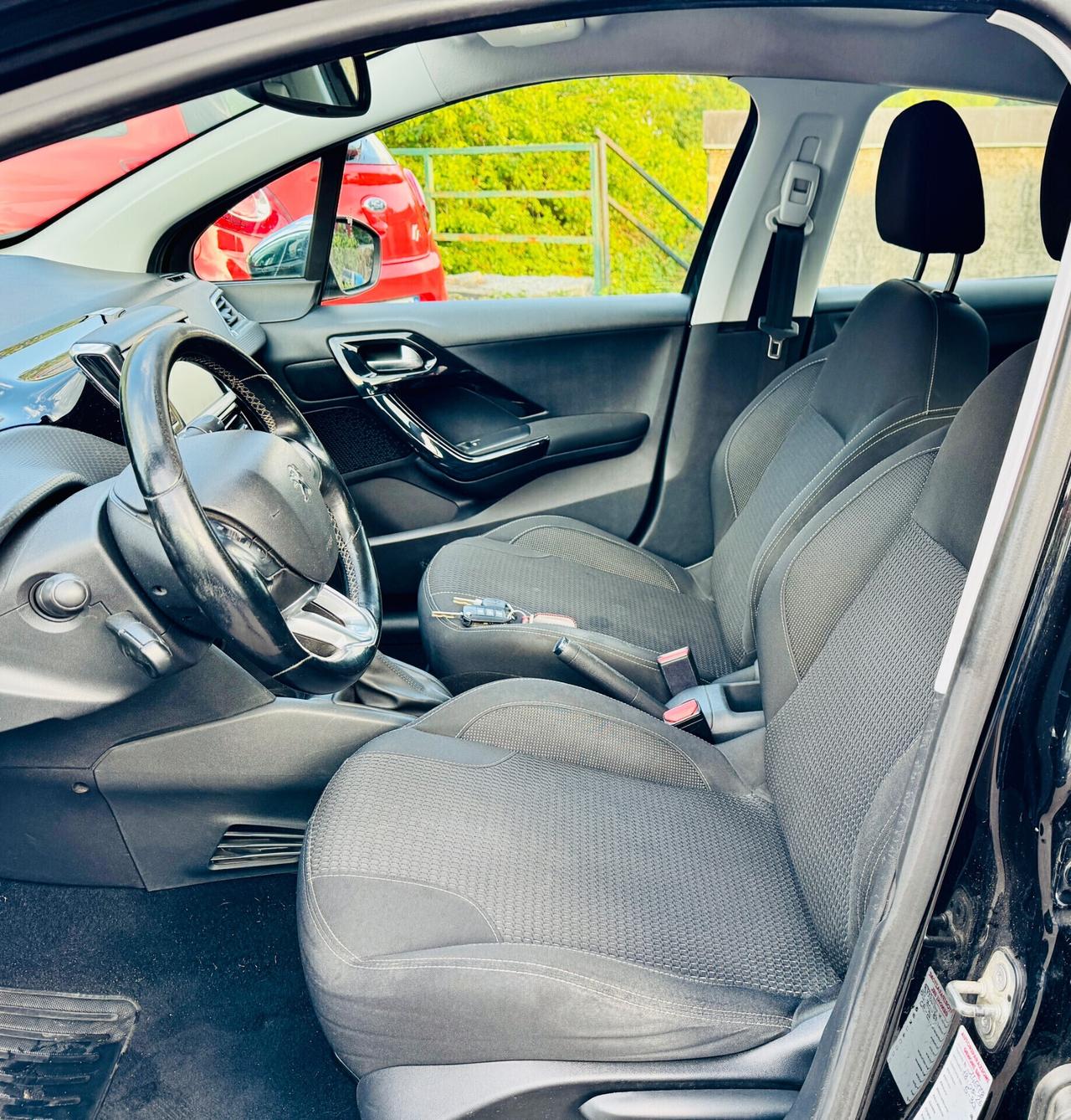Peugeot 208 BlueHDi 75 5 porte Allure