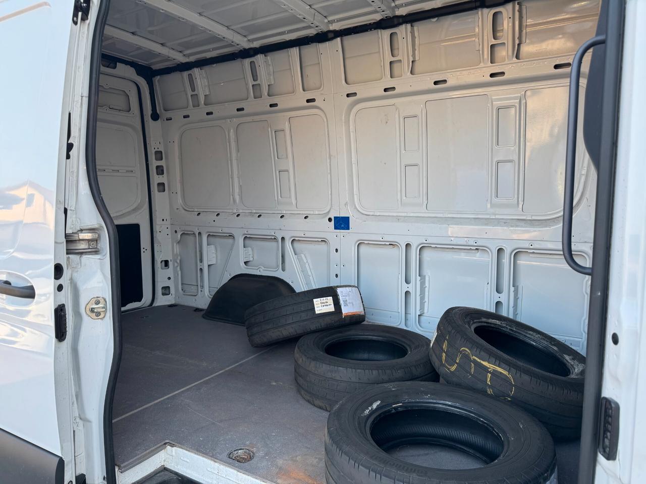 Mercedes-benz Sprinter F37/35 317 CDI F RWD TA Furgone Traz. Post.