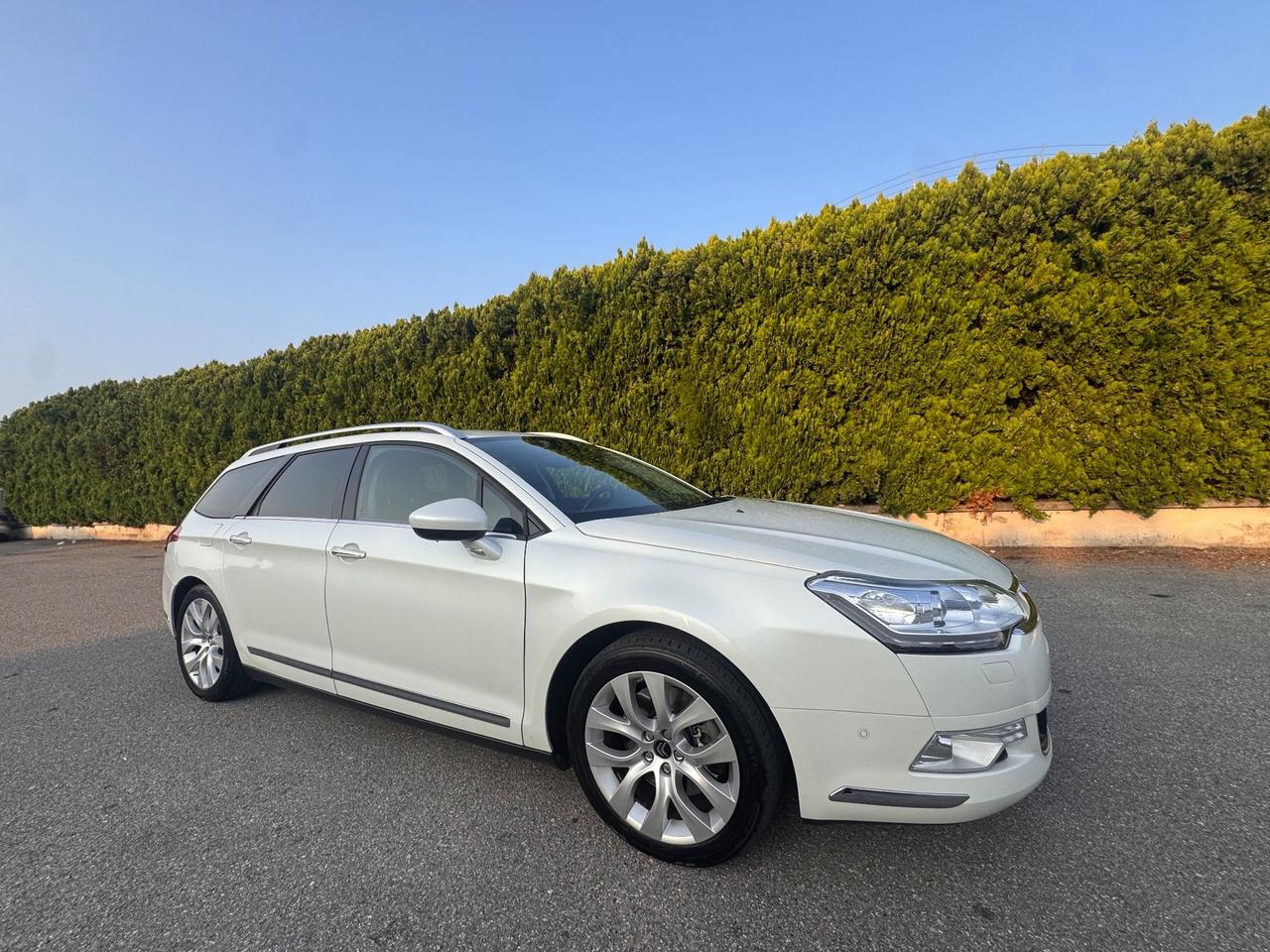 Citroen C5 BlueHDi 180 EAT6 S&S Hydractive Business Tourer