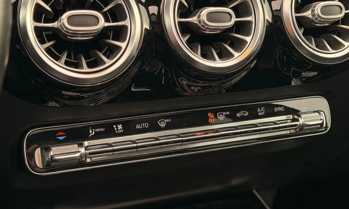 MERCEDES Classe GLA 200 d Automatic Sport