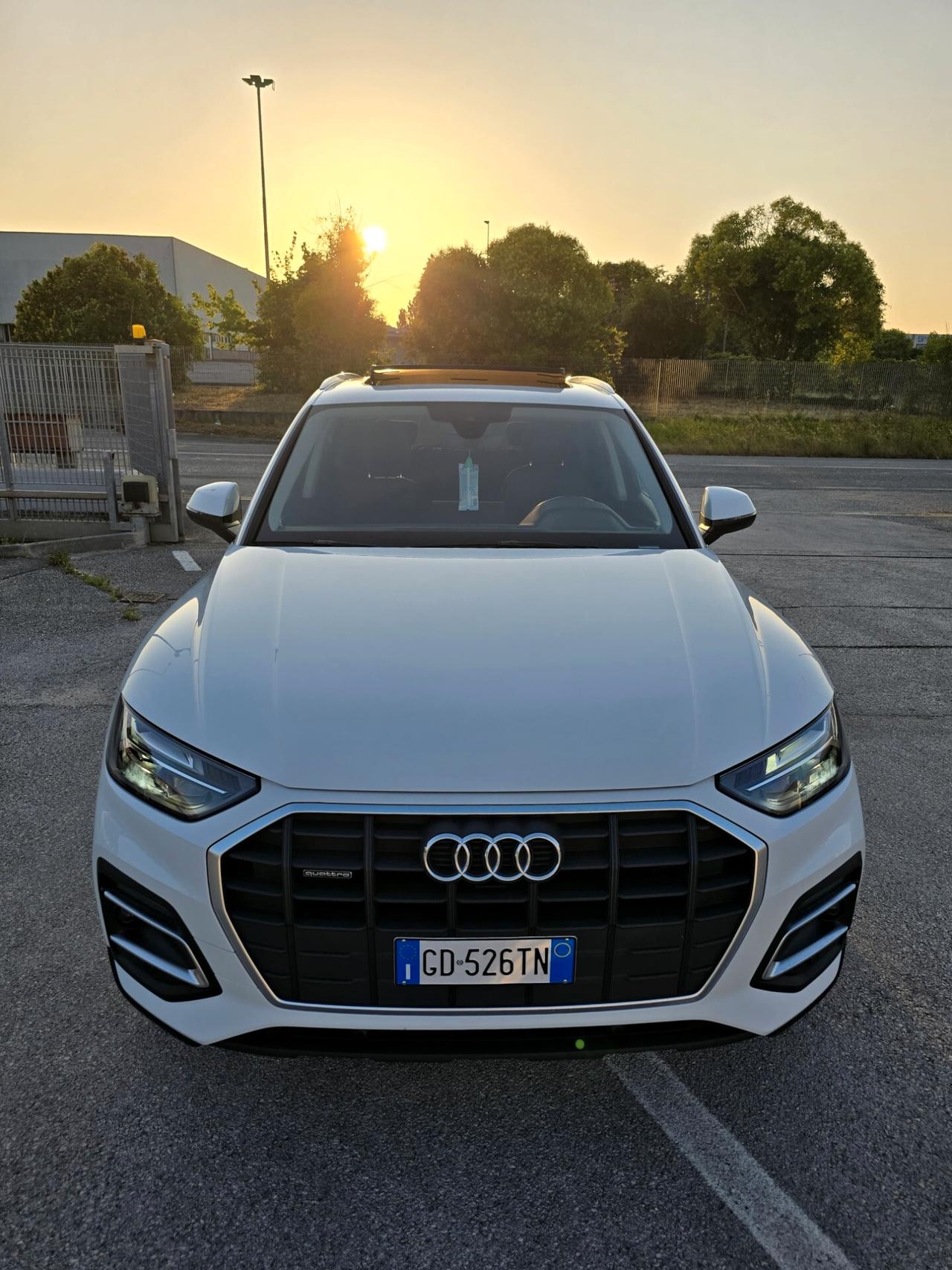 Audi Q5 40 2.0 tdi mhev 12V Business quattro s-tronic - TETTO -
