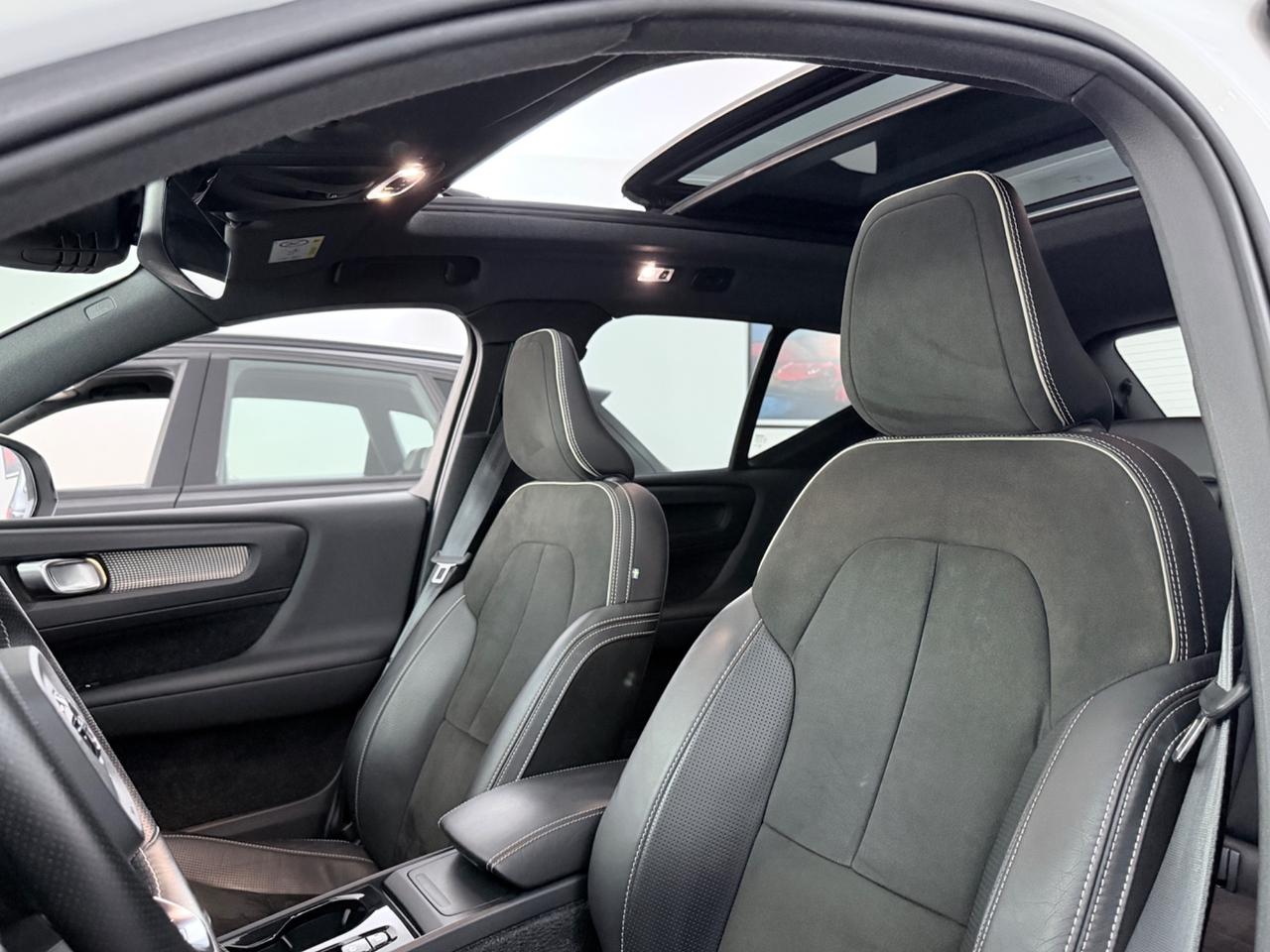 Volvo XC40 D4 AWD Geartronic R-design