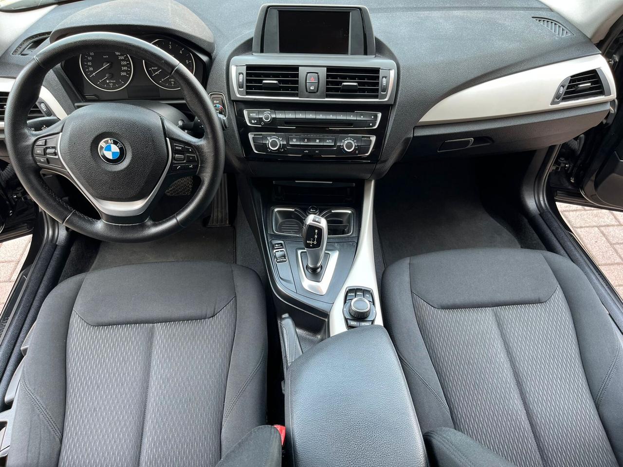 Bmw 118d 5p. Advantage 150CV automatica