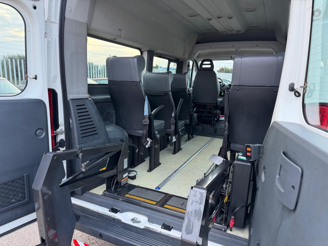 FIAT DUCATO 2.3 JTD 120 DISABILI 7P 2 SEDIE A ROTELLE
