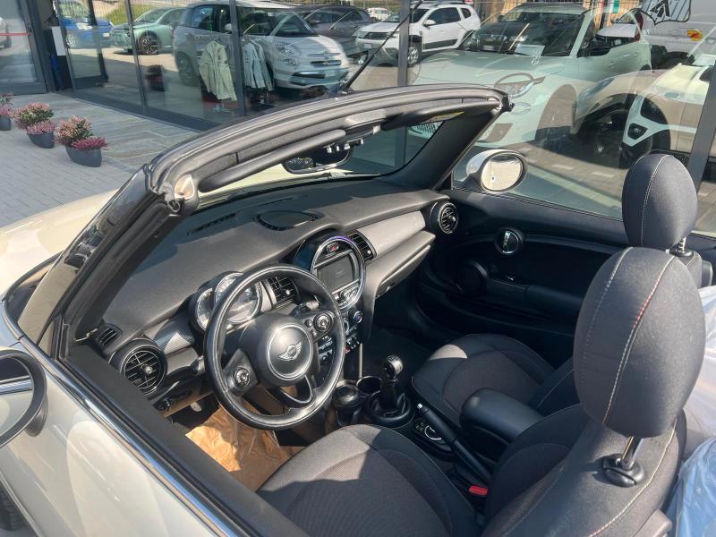 Mini Cabrio Cooper 1.5