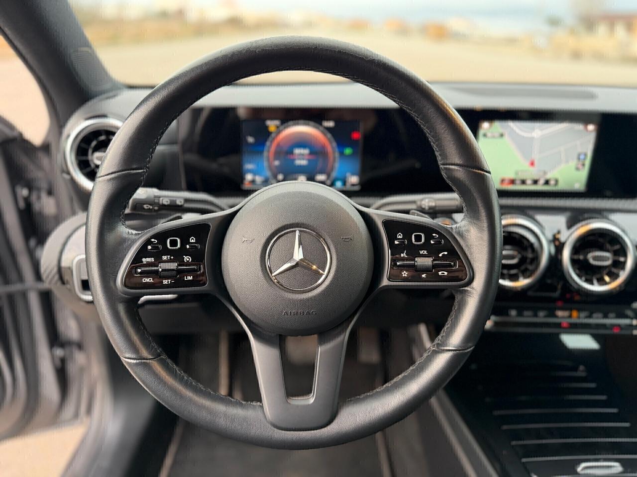 Mercedes-benz A 180 d Automatic 116cv auto 32.000km