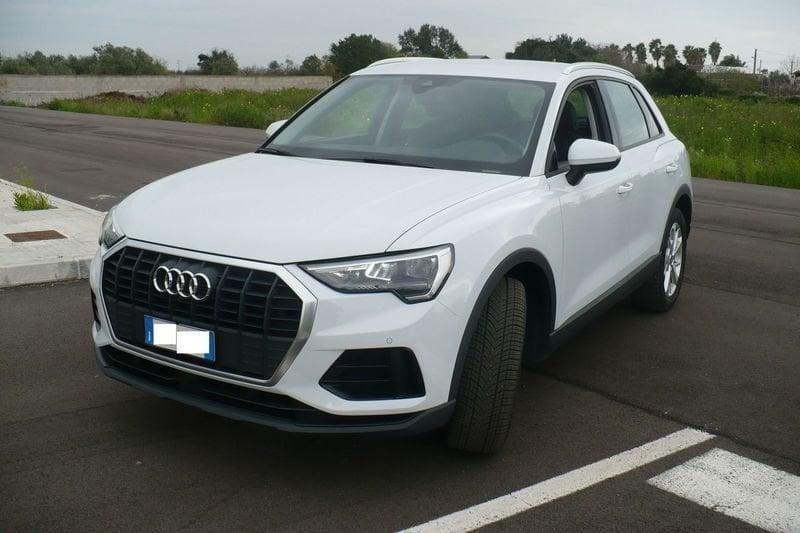 Audi Q3 2.0 35 TDI S Tronic Business Advanced