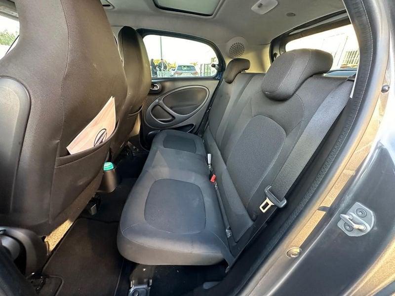 smart forfour 0.9 Turbo 90cv twinamic Brabus Style