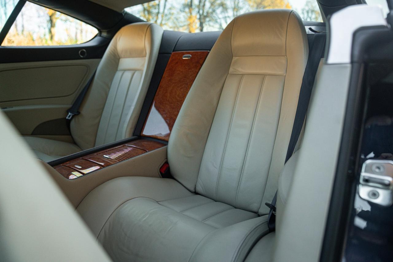 Bentley Continental GT - 2004