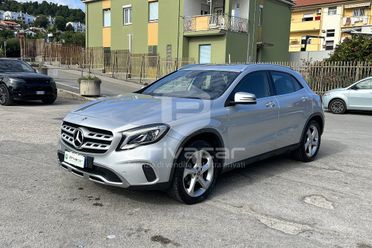 MERCEDES GLA 200 d Automatic Sport