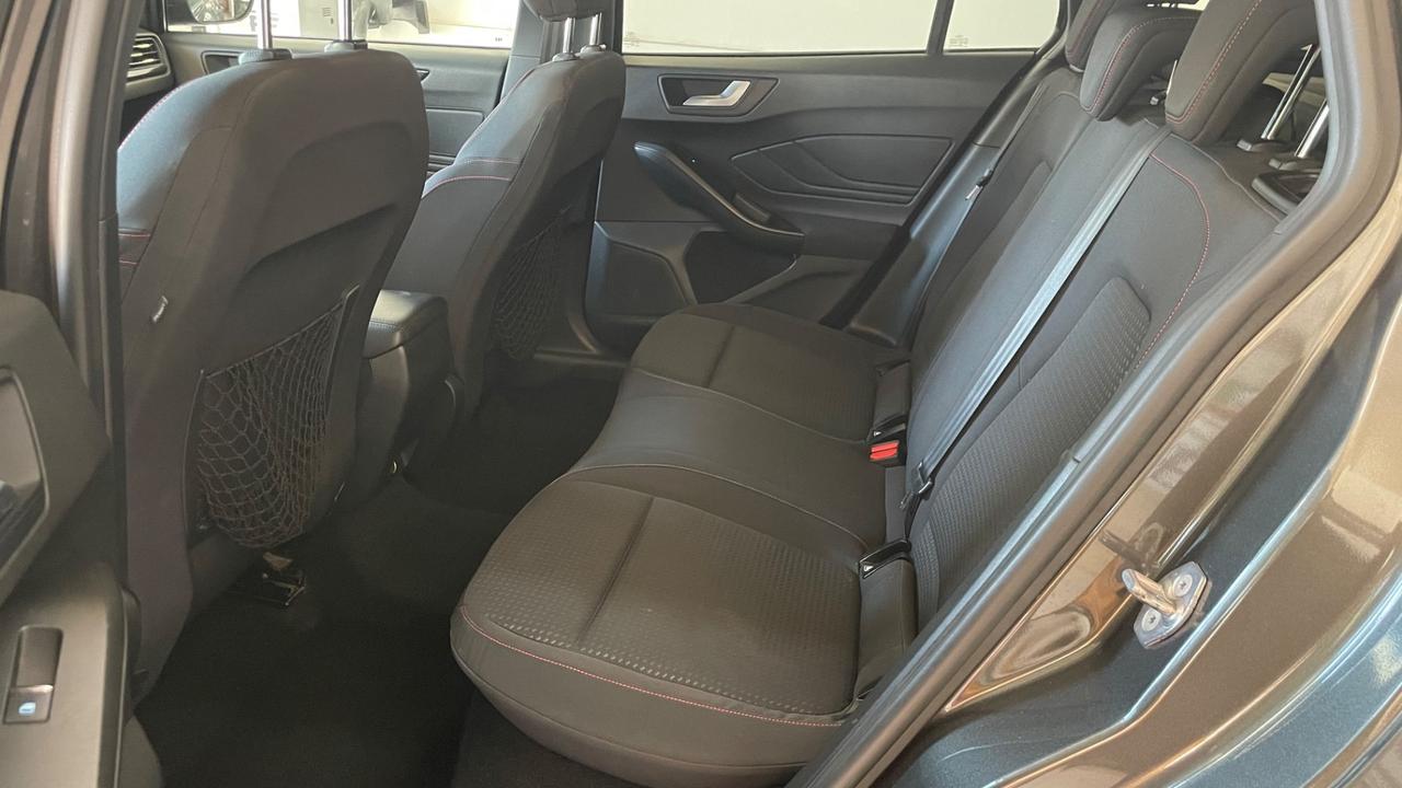 Ford Focus 1.5 TDCi 120 CV ST Line GANCIO TRAINO