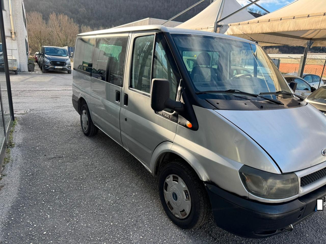 Ford Transit/Tourneo/Bus Transit 300 2.0 TD/100 cat PC Combi