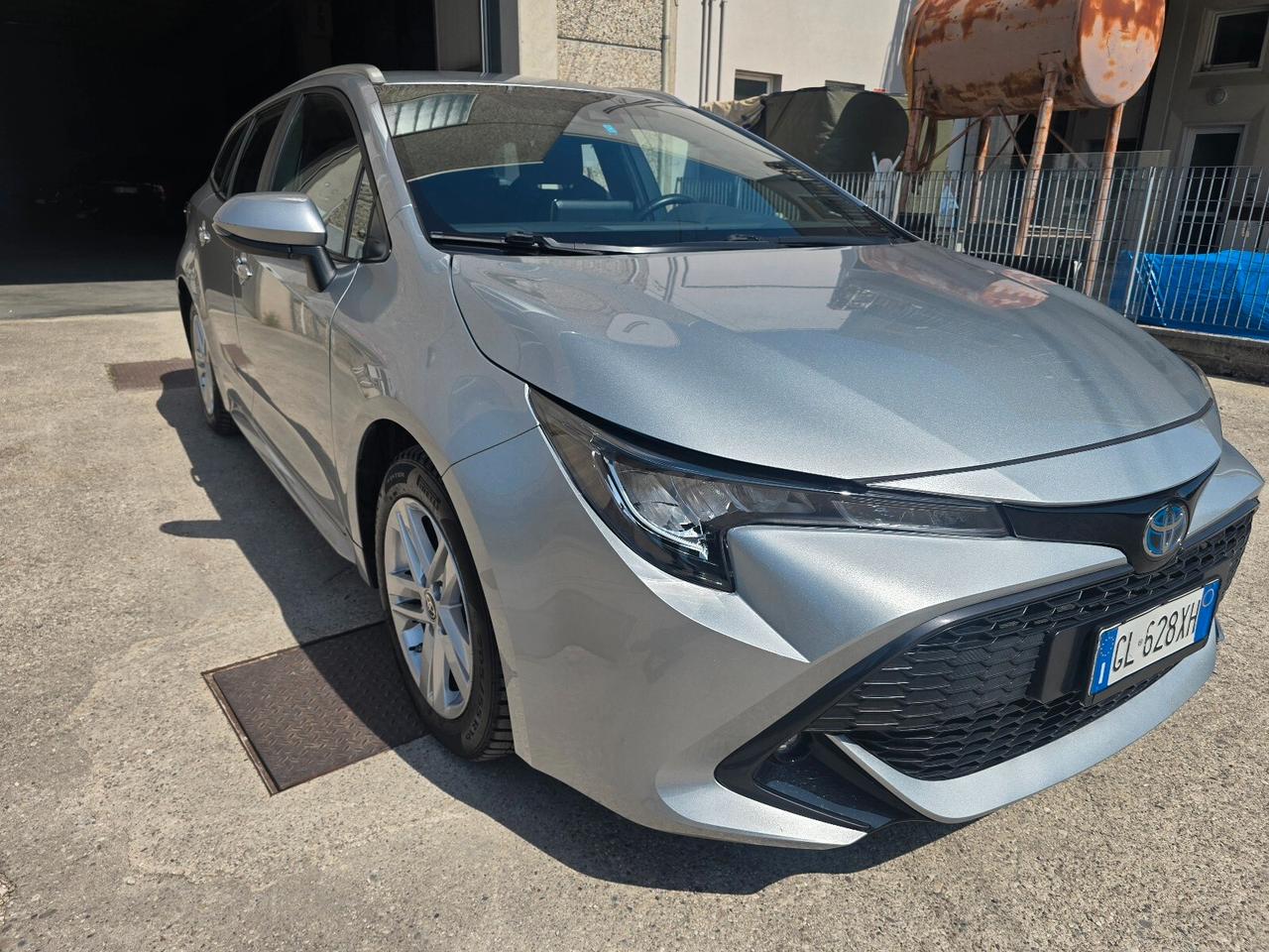 Toyota Corolla Touring Sports 1.8 Hybrid Business Tech