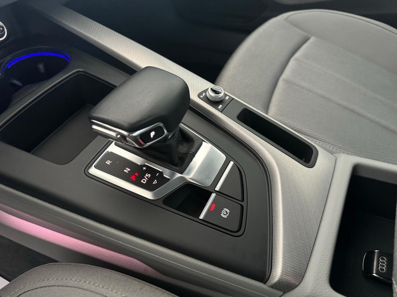 AUDI A4 ALLROAD 2.0 Tdi -Virtual Led Ambient 19