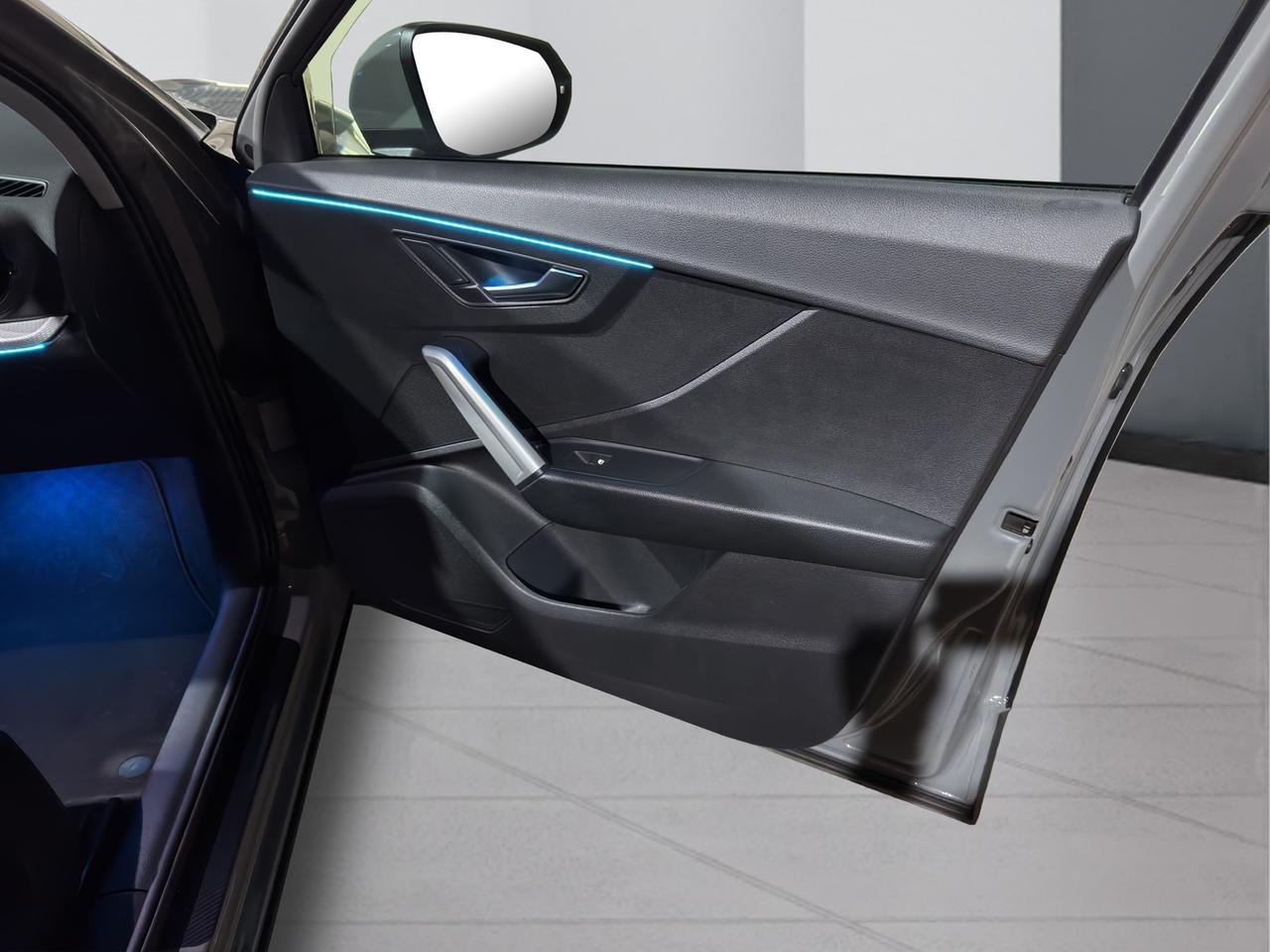 AUDI Q2 1.6 TDI SPORT / TETTO