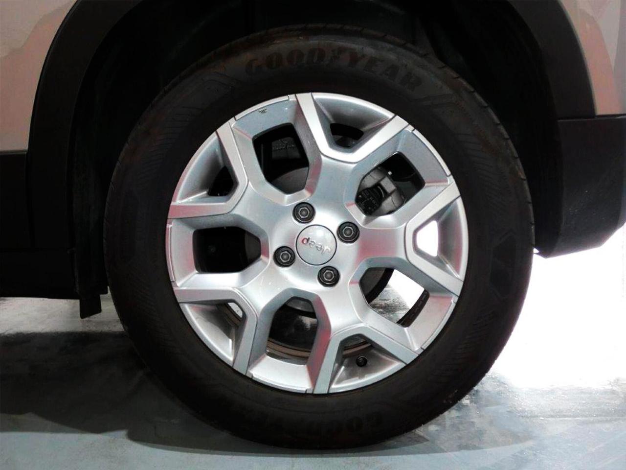 Jeep Avenger 1.2 Turbo 100 CV Altitude pack