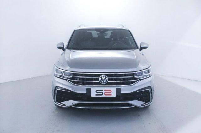 VOLKSWAGEN Tiguan Allspace 2.0 TDI 200 CV SCR DSG 4MOTION R-Line Tetto/Matrix