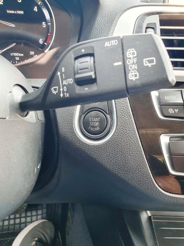 Bmw 118 118d 5p. Advantage