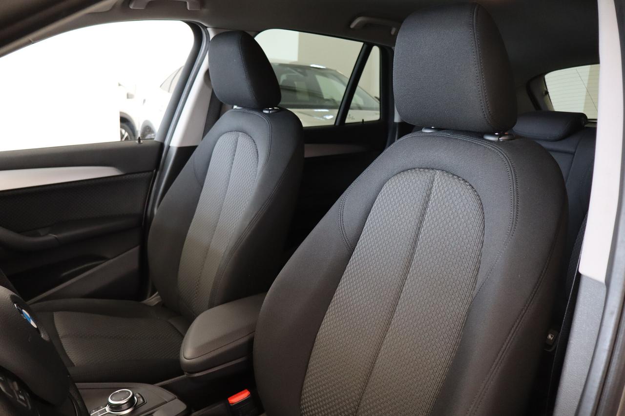 BMW X1 SDRIVE 18d sDrive18D BUSINESS ADVANTAGE STEPTRONIC